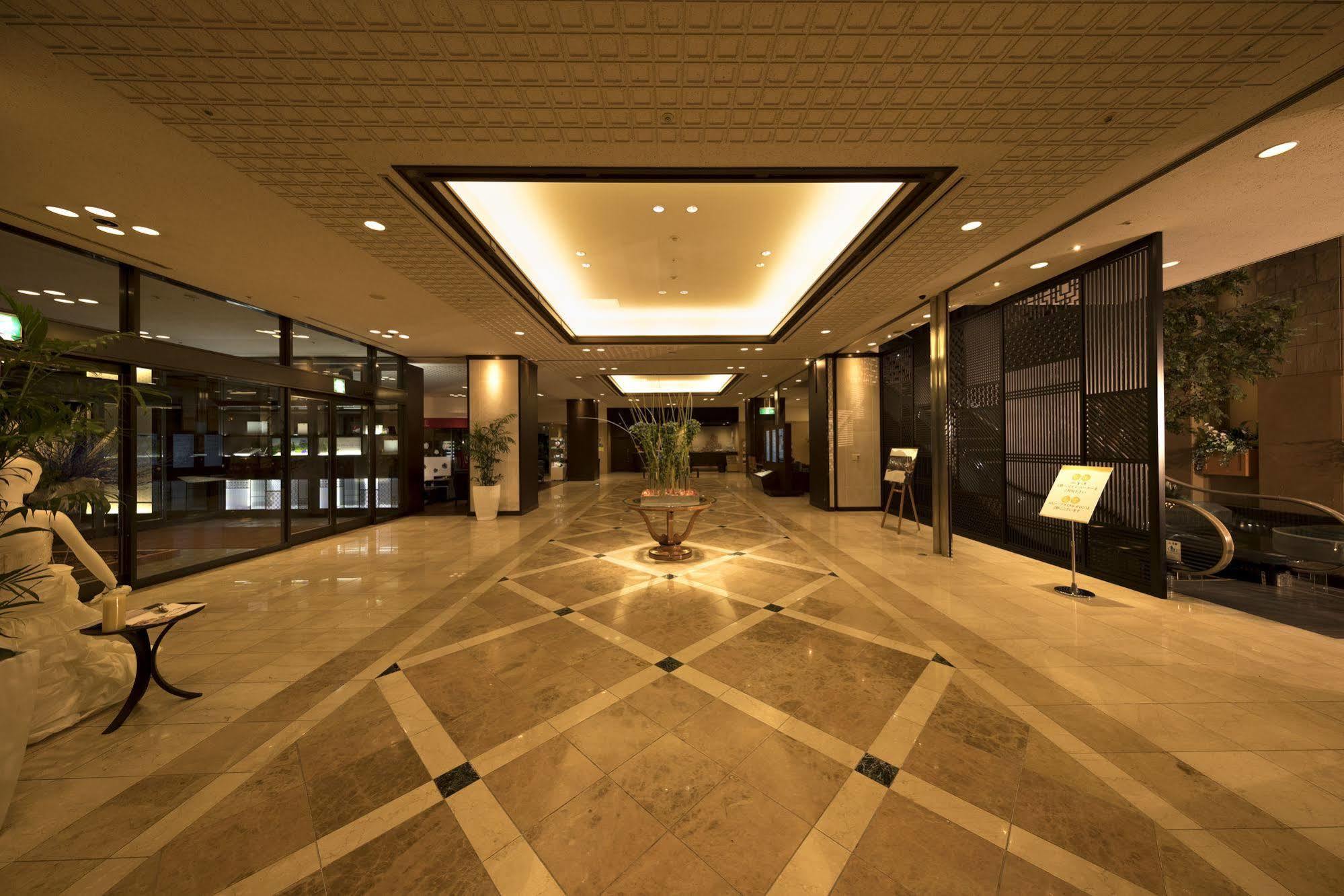 Kkr Hotel Κουμαμότο Εξωτερικό φωτογραφία
